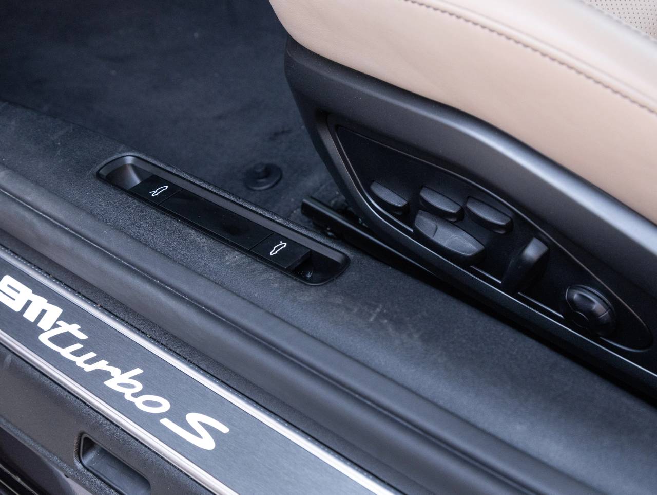 2024 Porsche 911 911 Turbo S Cabriolet (MY24)