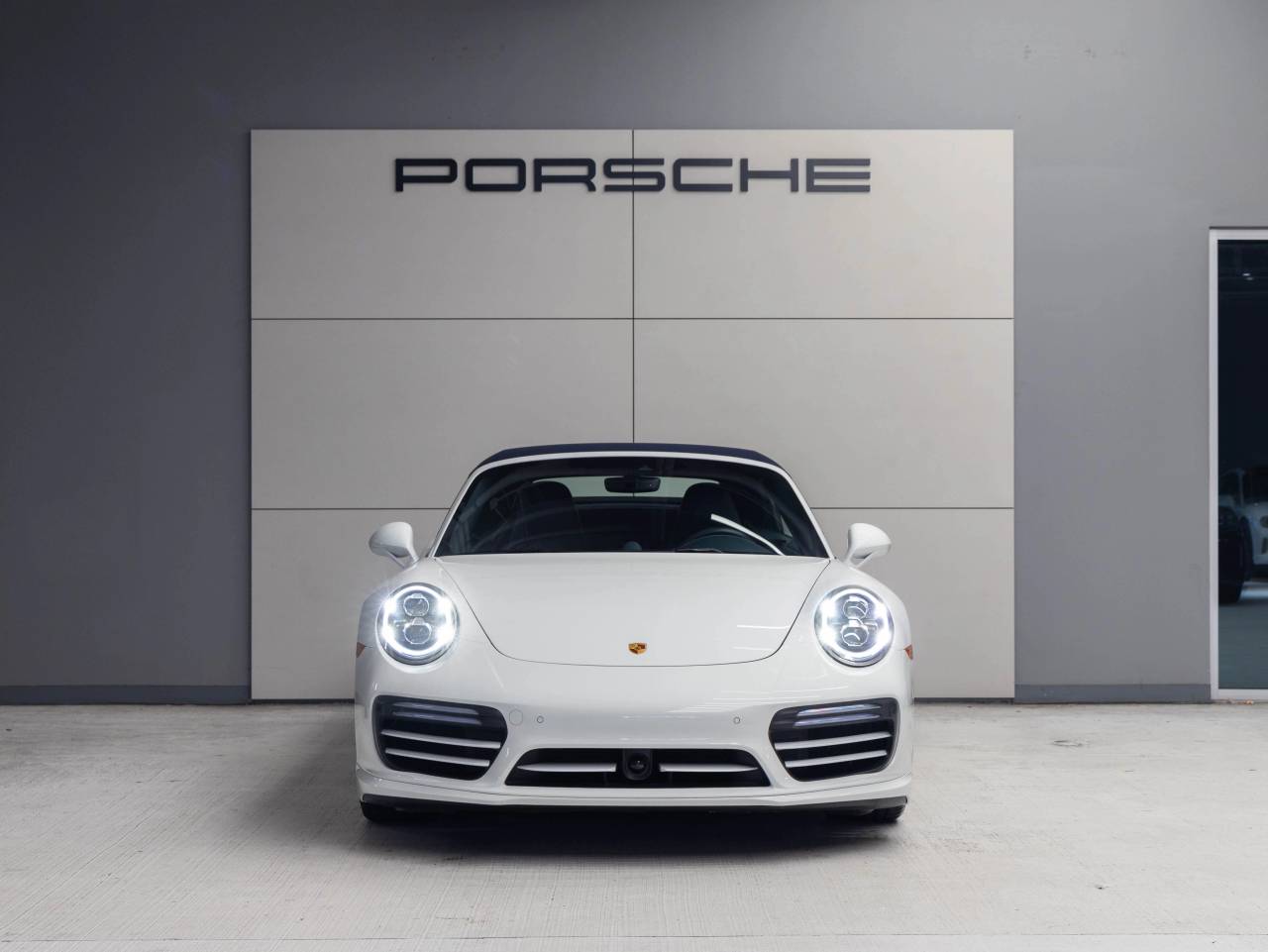 2019 Porsche 911 911 Turbo S Cabriolet
