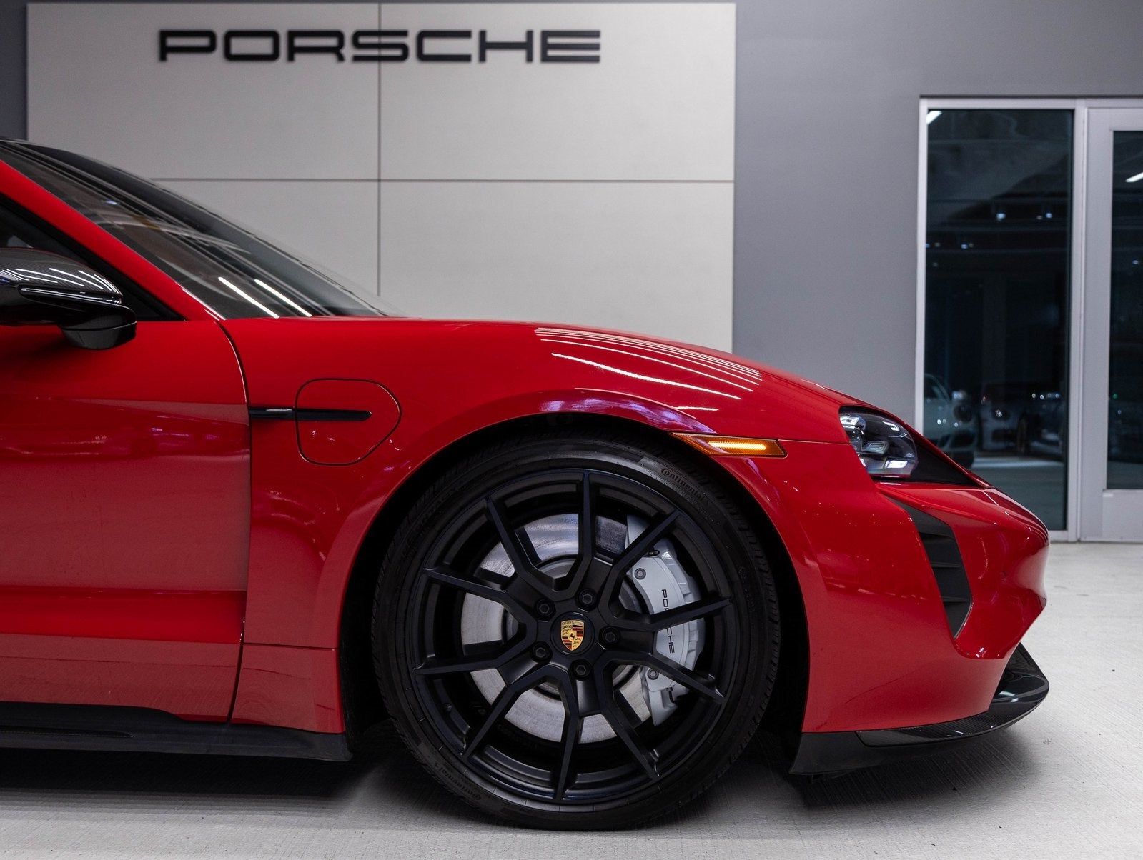 2024 Porsche Taycan Taycan GTS Sport Turismo (MY24)