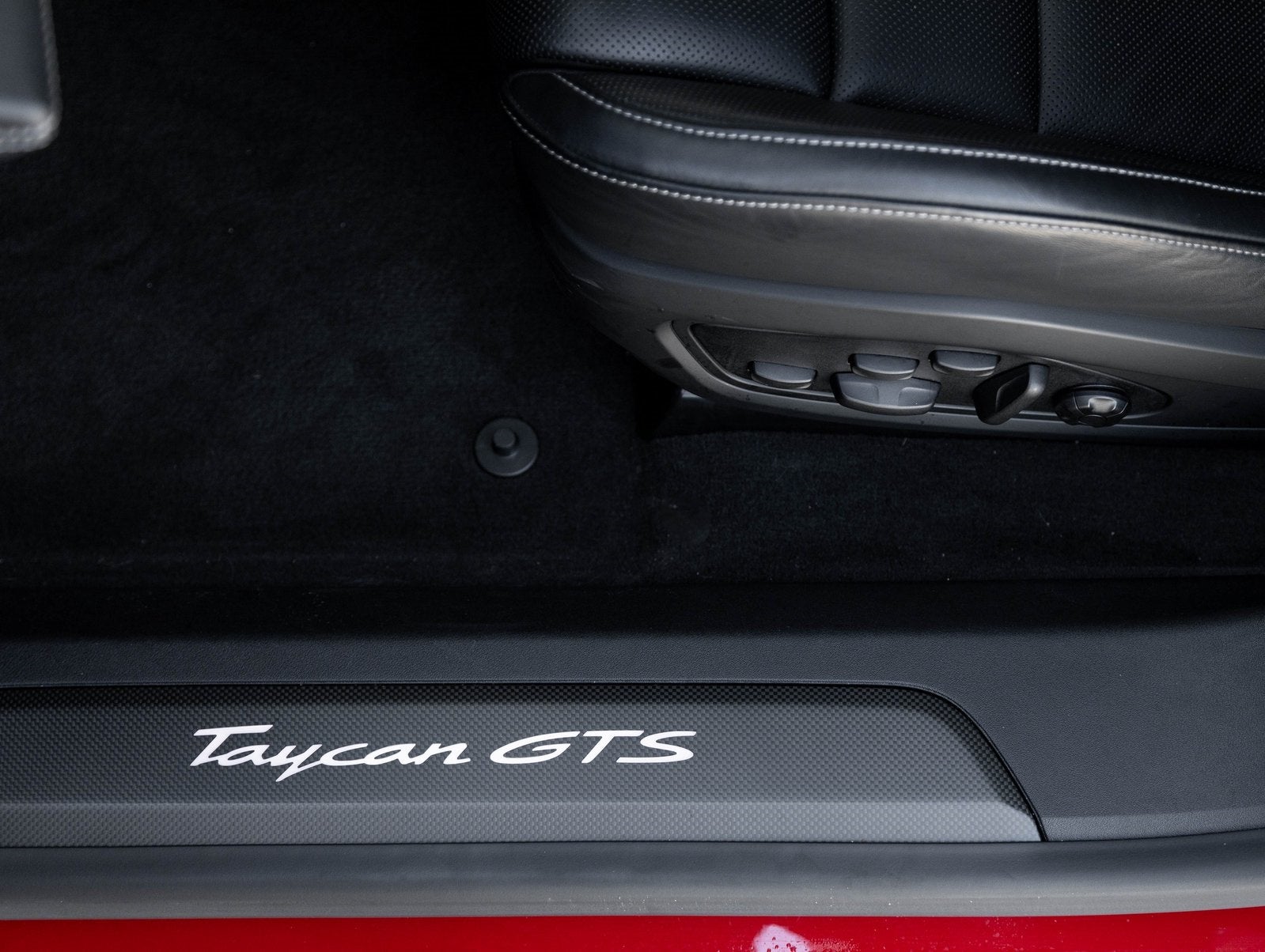 2024 Porsche Taycan Taycan GTS Sport Turismo (MY24)