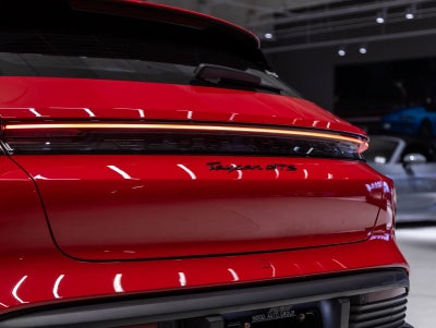 2024 Porsche Taycan Taycan GTS Sport Turismo (MY24)