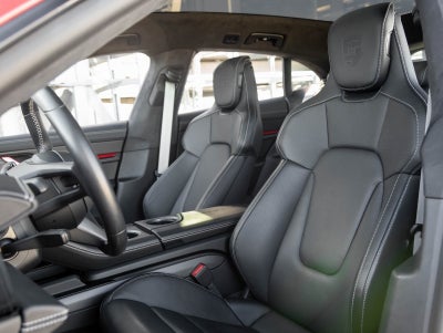 2024 Porsche Taycan Taycan GTS Sport Turismo (MY24)