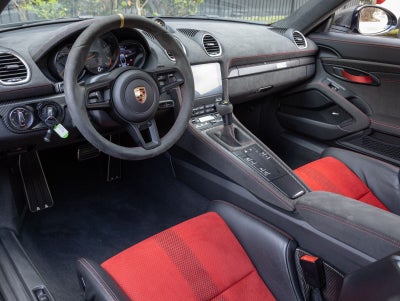 2025 Porsche 718 718 Spyder RS