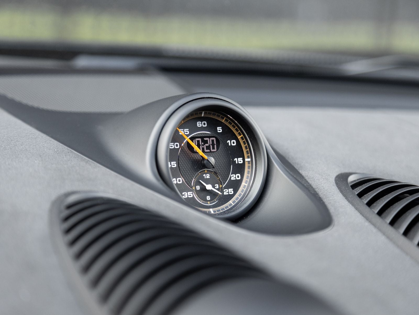 2025 Porsche 718 718 Spyder RS