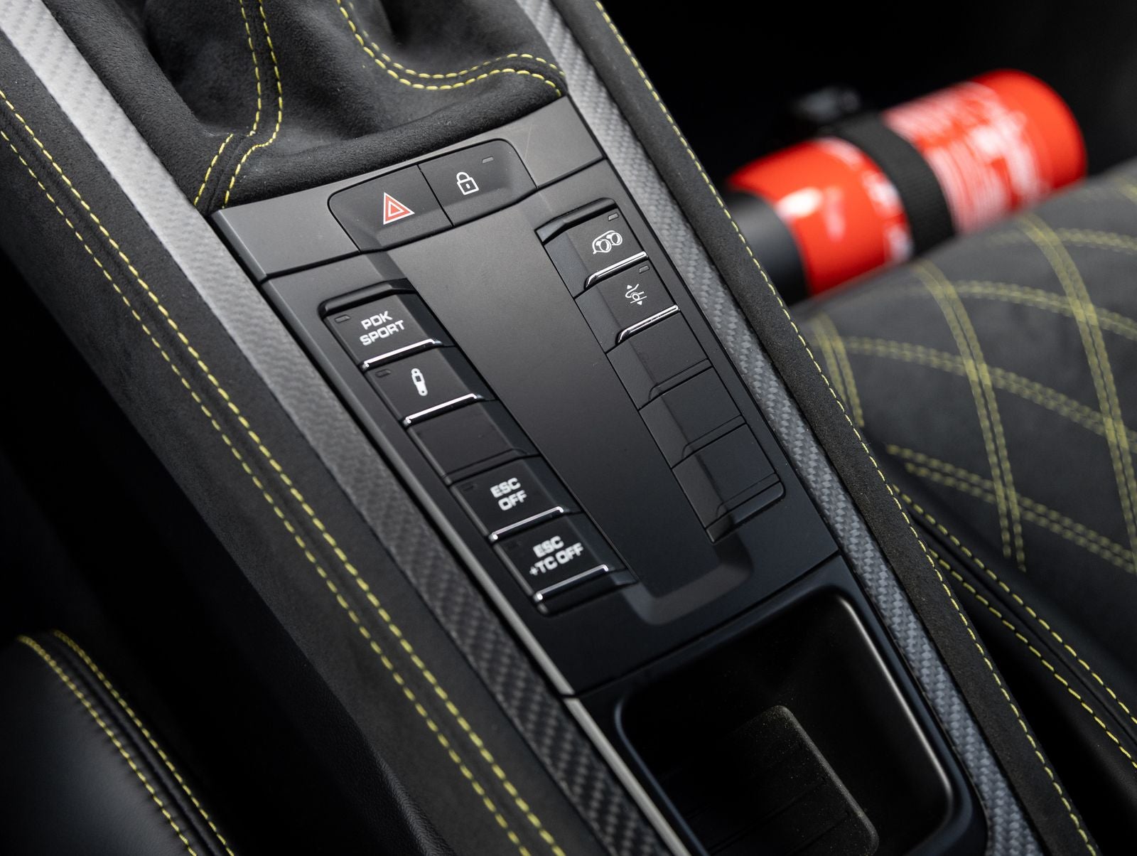 2025 Porsche 718 718 Spyder RS