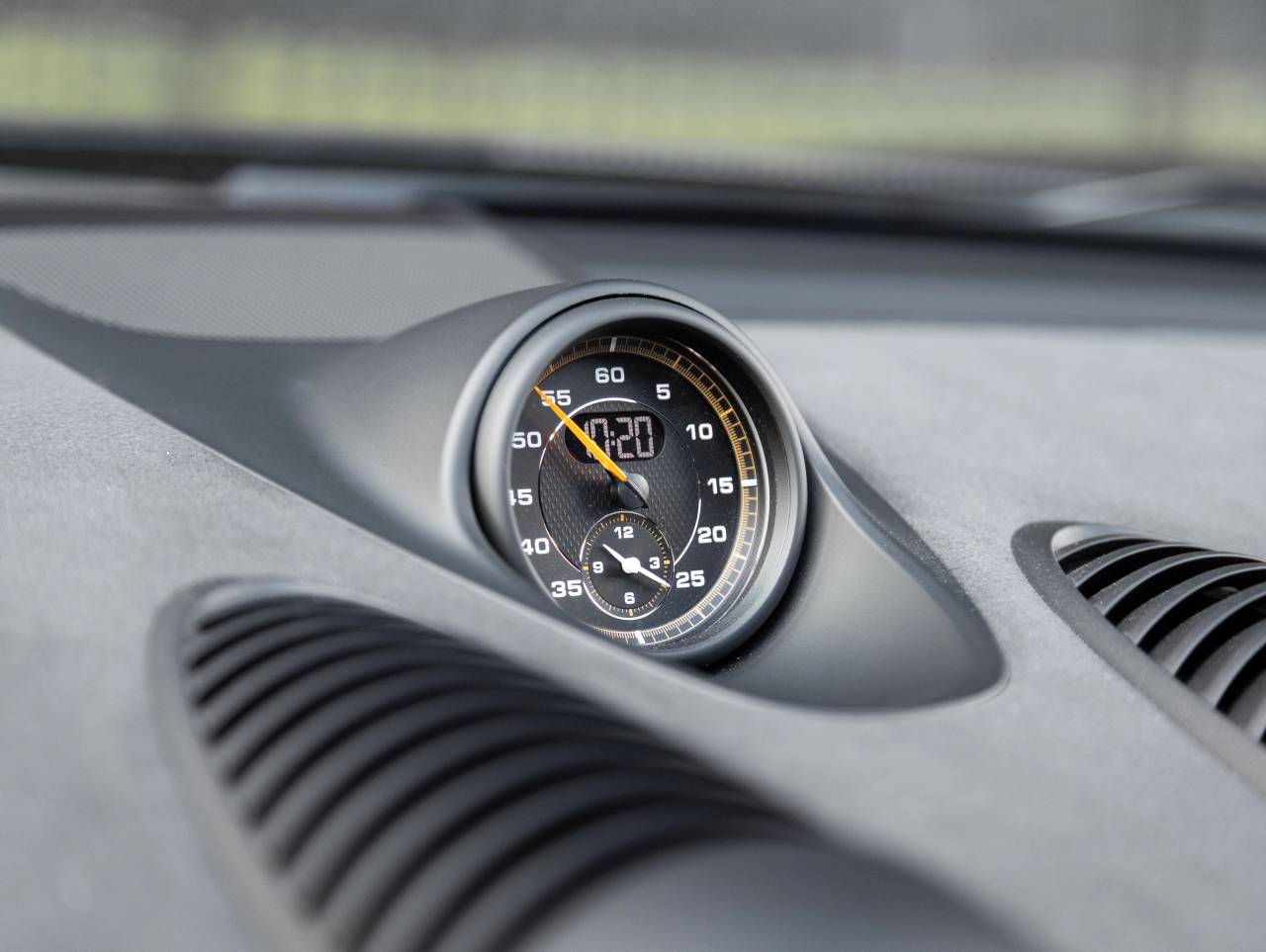 2025 Porsche 718 718 Spyder RS