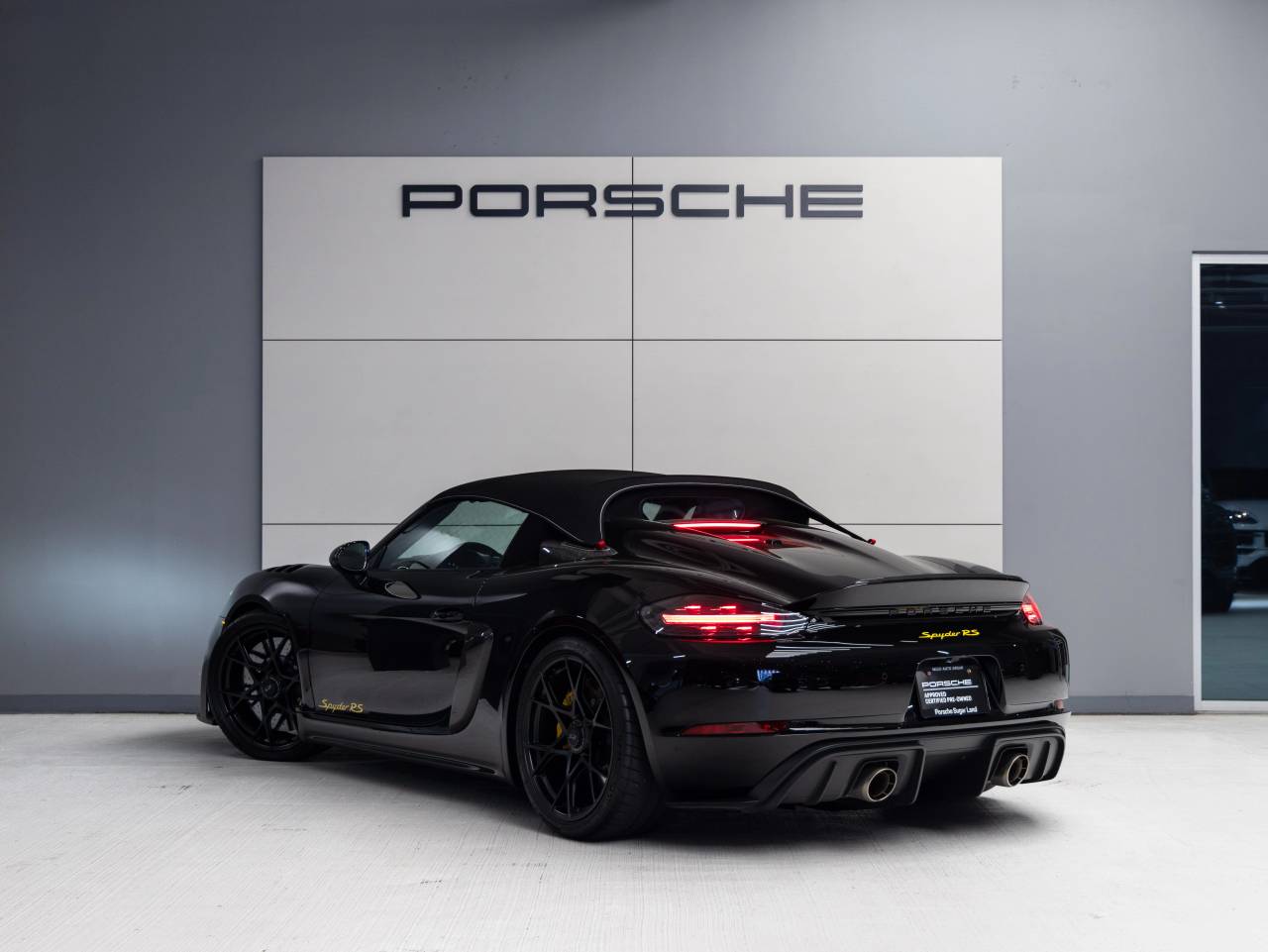 2025 Porsche 718 718 Spyder RS