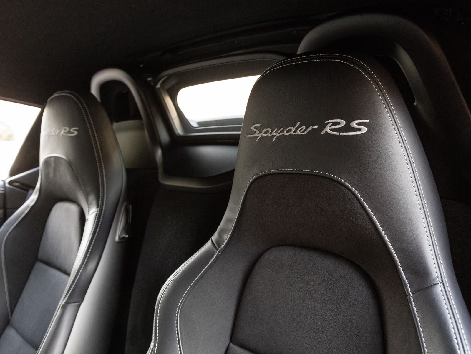 2024 Porsche 718 Spyder RS