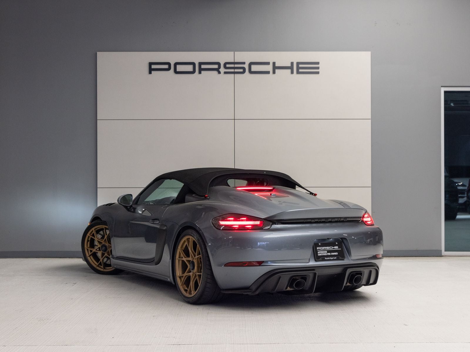 2024 Porsche 718 Spyder RS