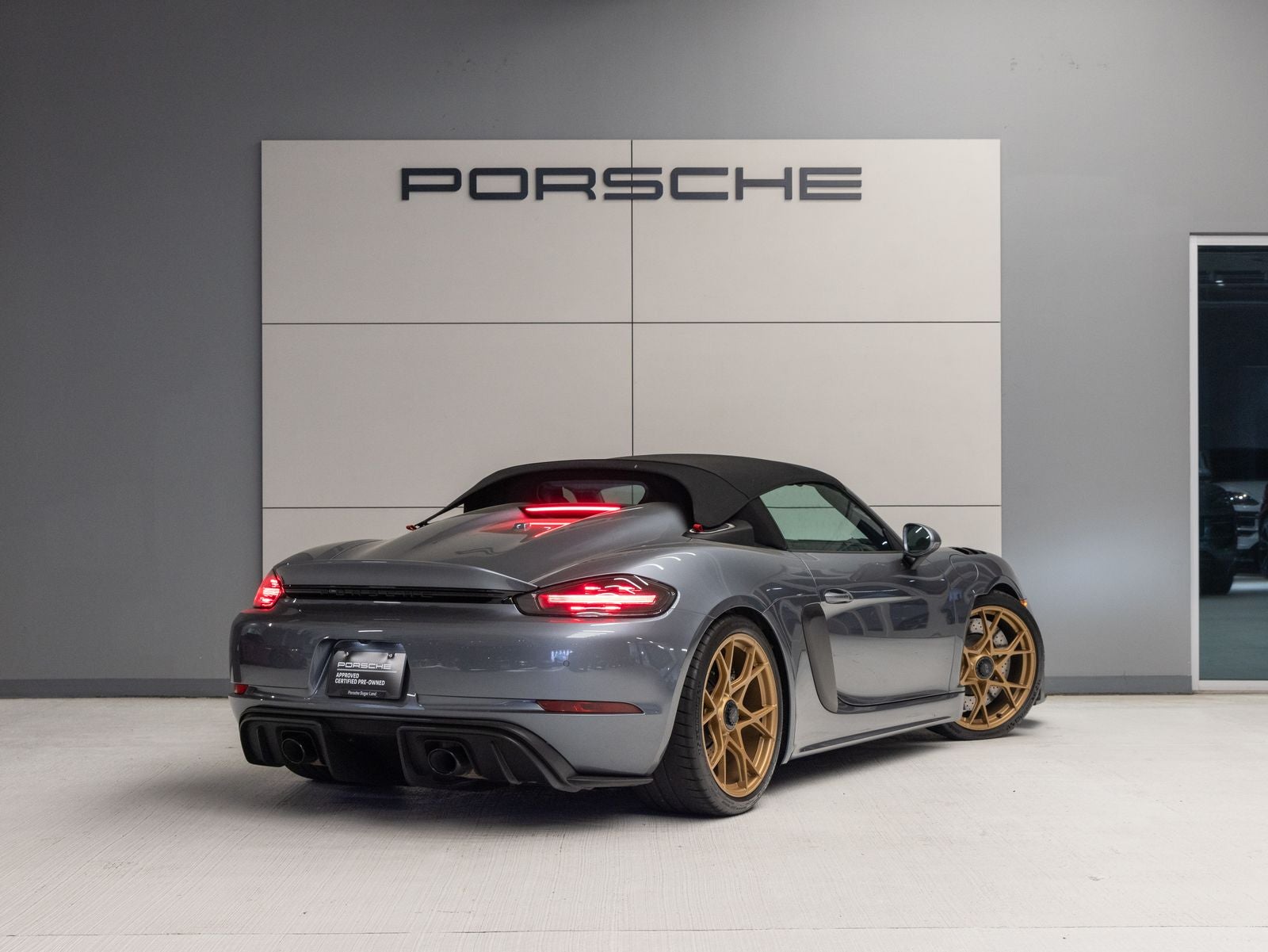2024 Porsche 718 Spyder RS