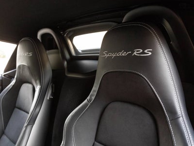 2024 Porsche 718 Spyder RS