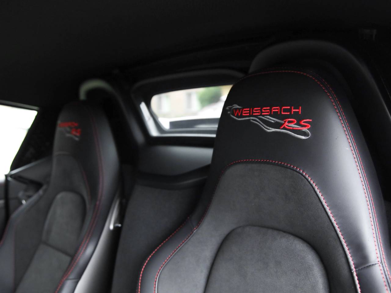 2024 Porsche 718 Spyder RS