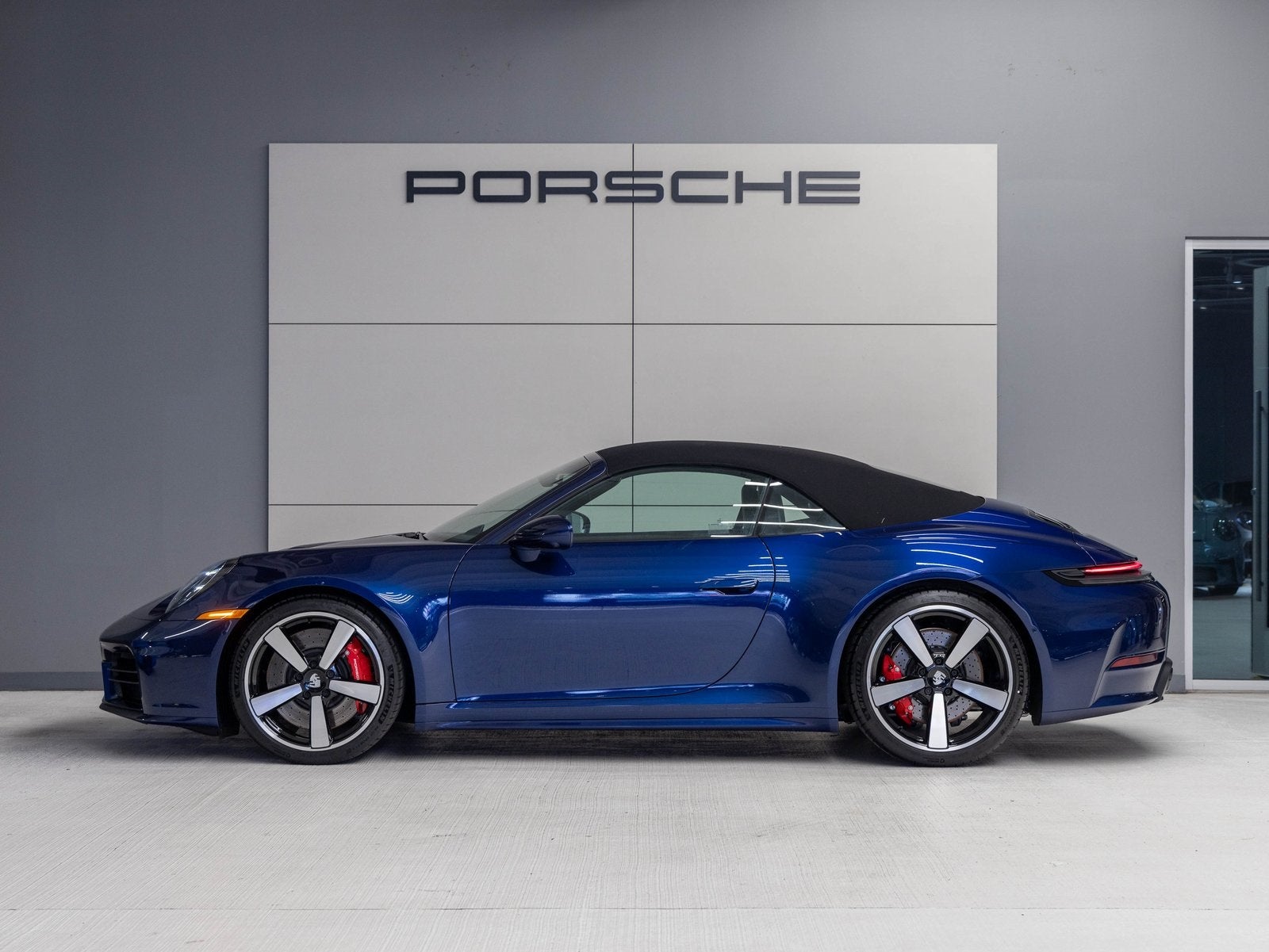 2026 Porsche 911 911 Carrera 4S Cabriolet