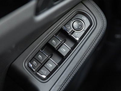 2024 Porsche Macan Macan T (MY24)