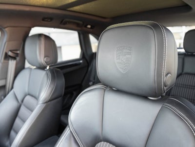 2024 Porsche Macan Macan T (MY24)