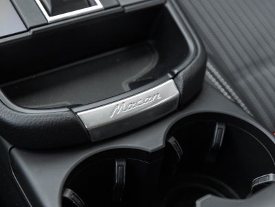 2024 Porsche Macan Macan T (MY24)