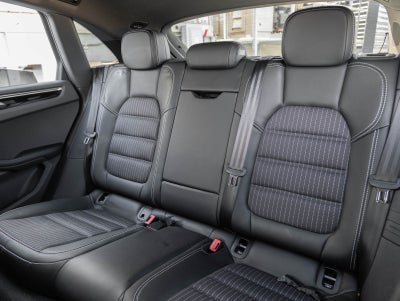 2024 Porsche Macan Macan T (MY24)