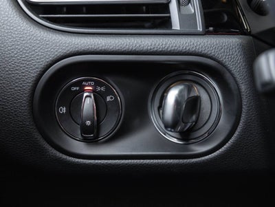 2024 Porsche Macan Macan T (MY24)