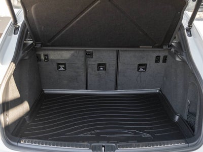 2024 Porsche Macan Macan T (MY24)