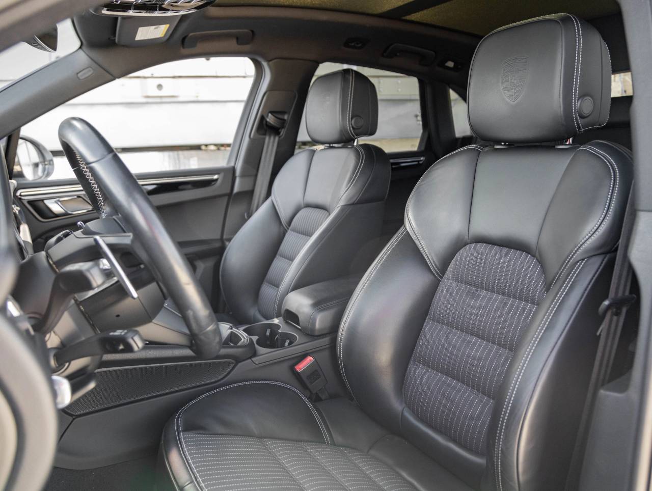 2024 Porsche Macan Macan T (MY24)