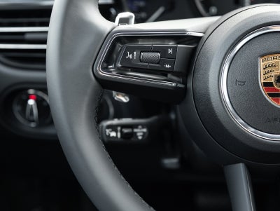 2025 Porsche Macan Macan