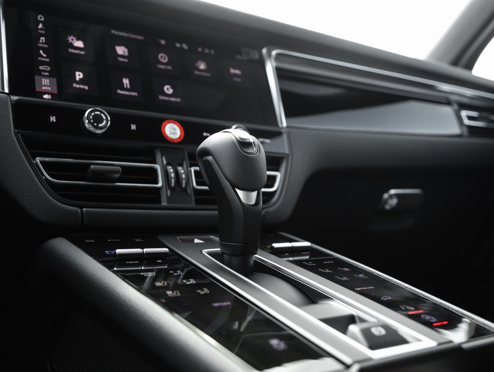 2025 Porsche Macan Macan