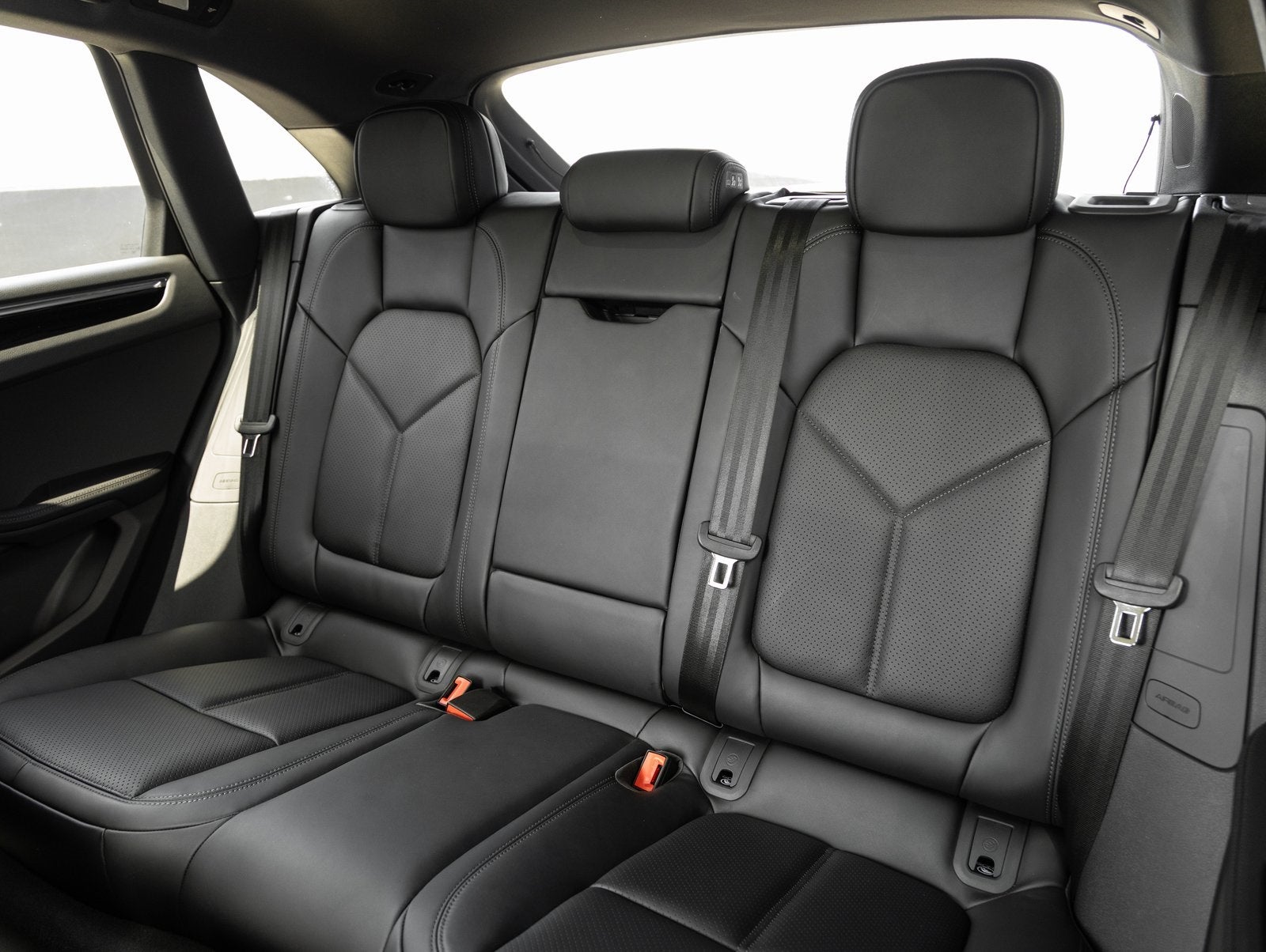 2025 Porsche Macan Macan