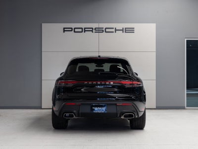 2025 Porsche Macan Macan