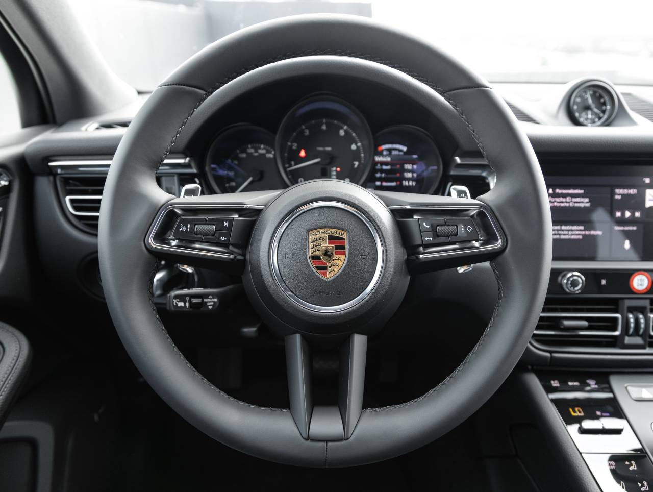 2025 Porsche Macan Macan