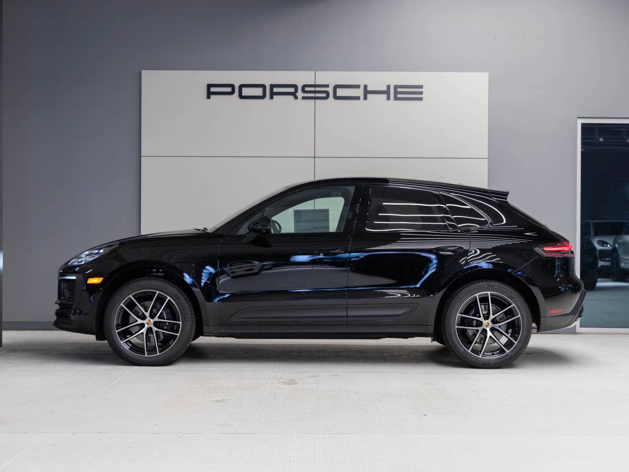 2026 Porsche Macan Macan