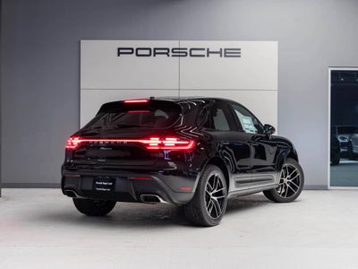 2026 Porsche Macan Macan