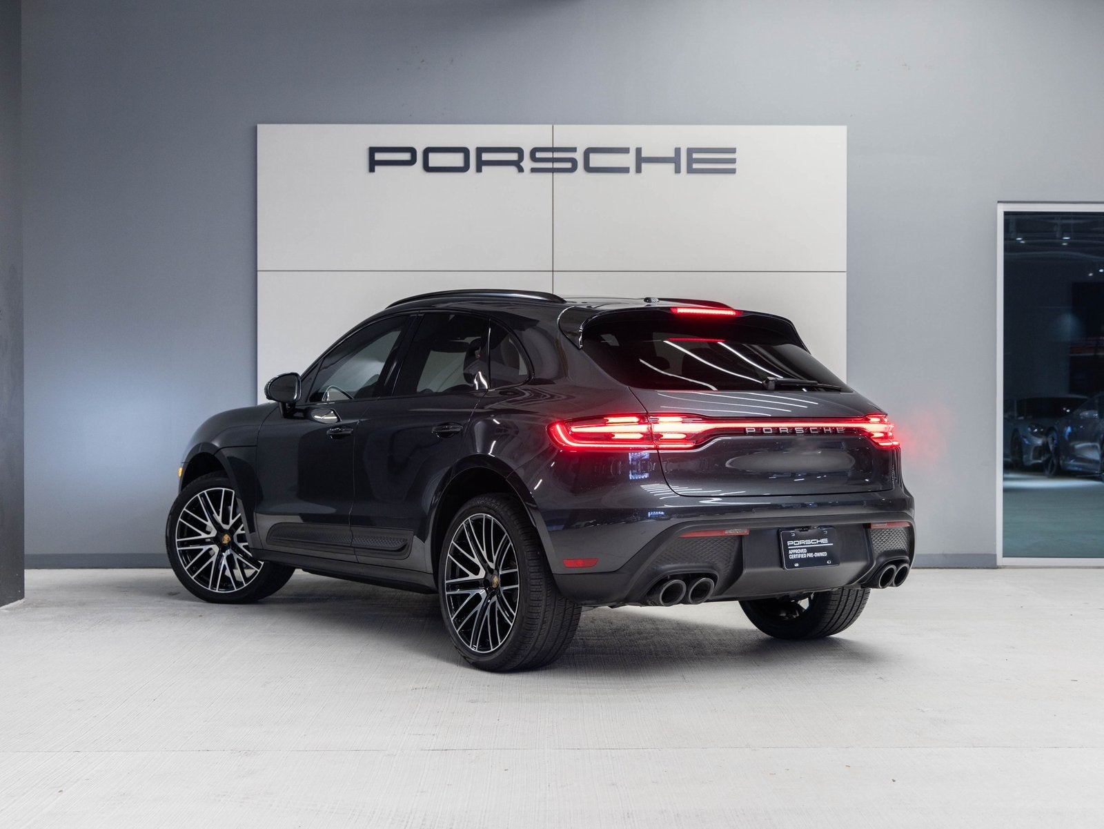 2026 Porsche Macan Macan