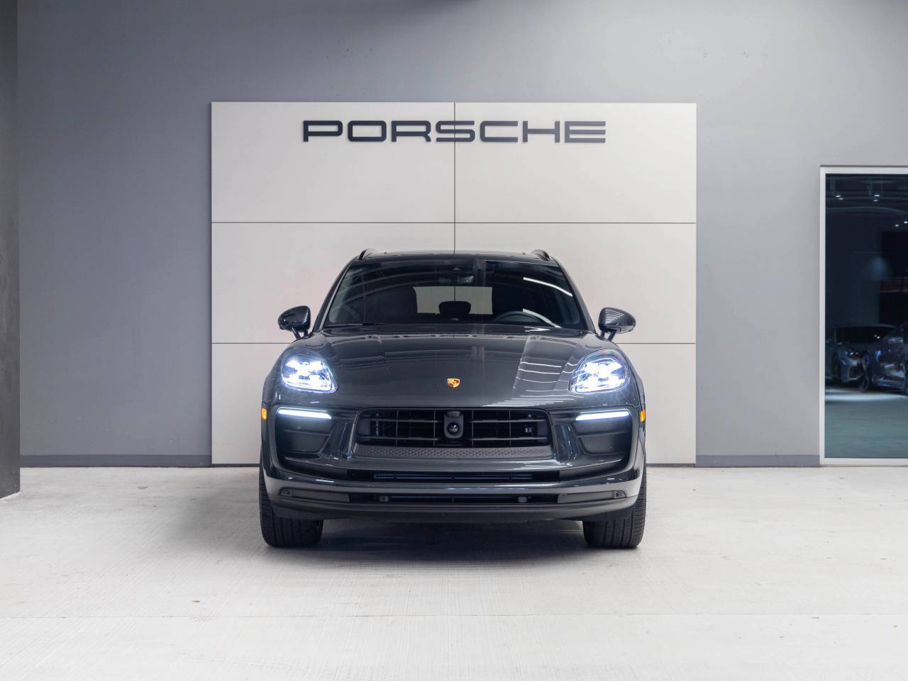 2026 Porsche Macan Macan