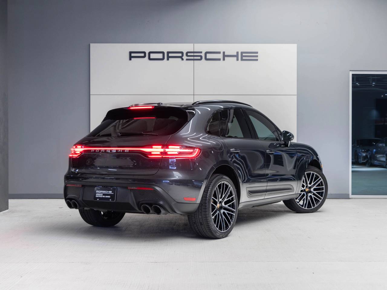 2026 Porsche Macan Macan