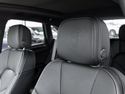 2026 Porsche Macan Macan T