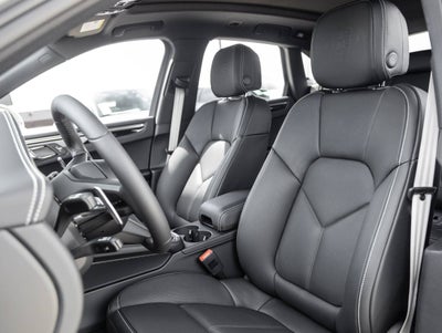 2026 Porsche Macan Macan T