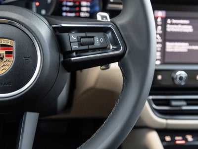 2026 Porsche Macan AWD
