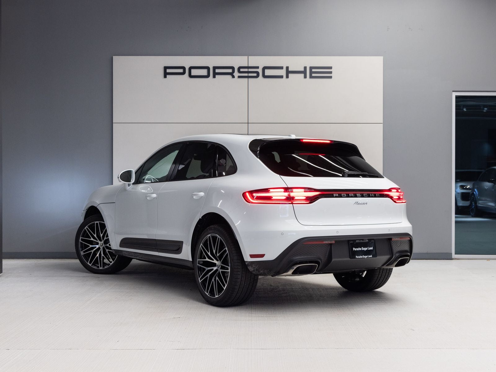 2026 Porsche Macan Macan