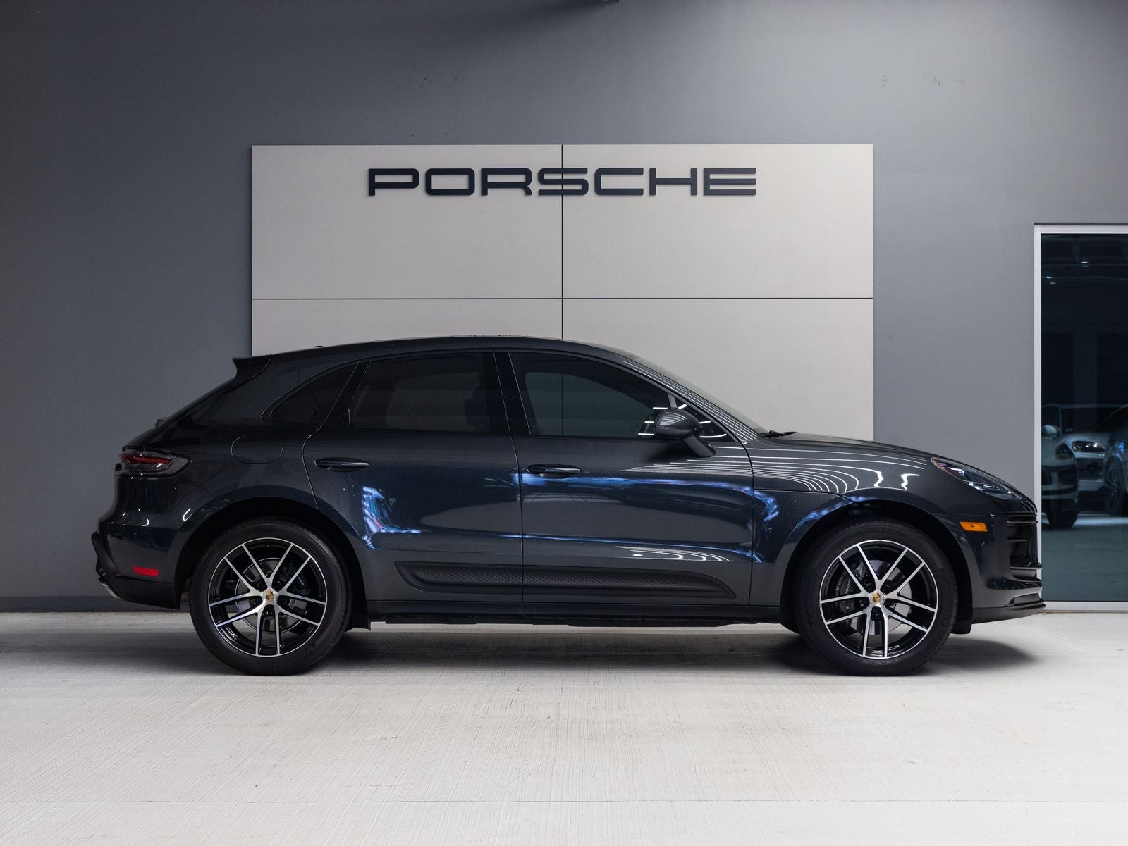 2024 Porsche Macan Macan