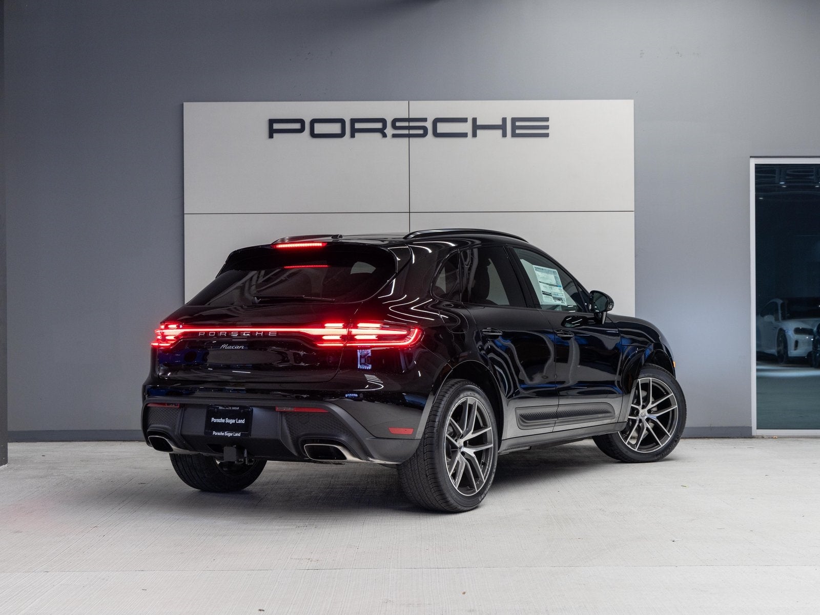 2026 Porsche Macan Macan