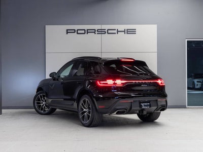 2026 Porsche Macan Macan