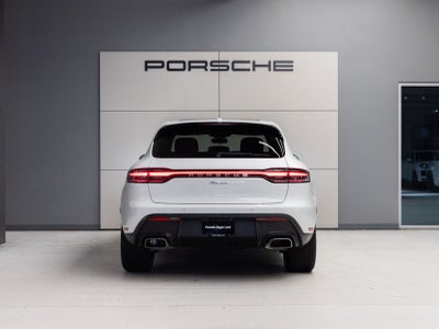 2026 Porsche Macan Macan