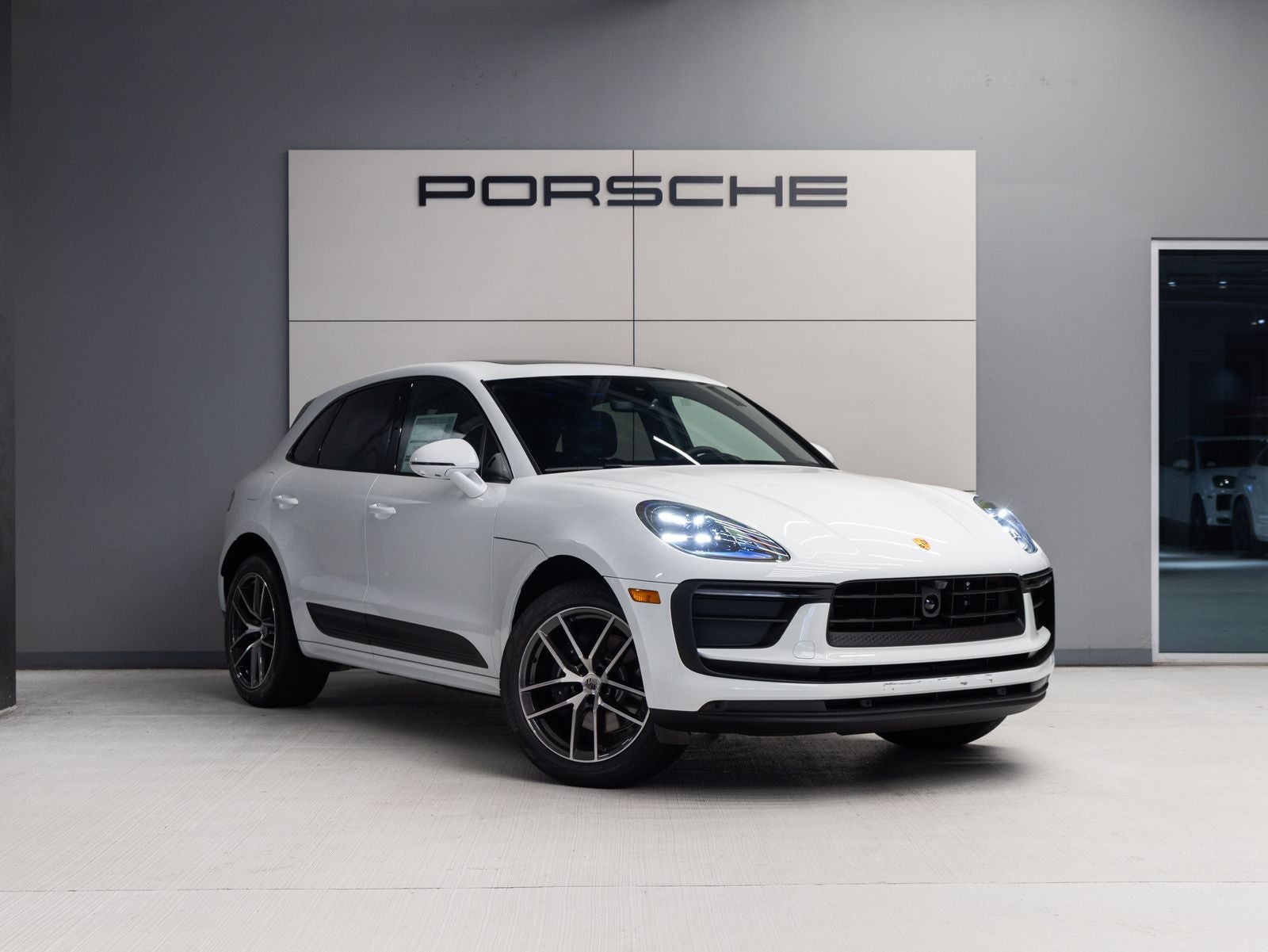 2026 Porsche Macan Macan