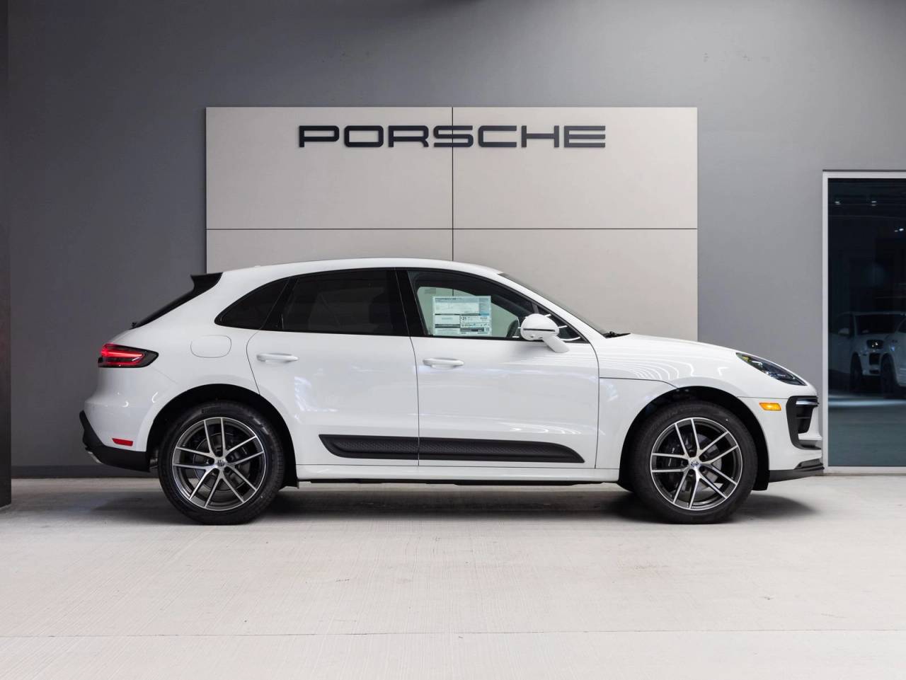 2026 Porsche Macan Macan