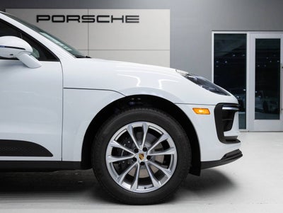2026 Porsche Macan Macan