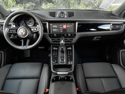 2026 Porsche Macan Macan