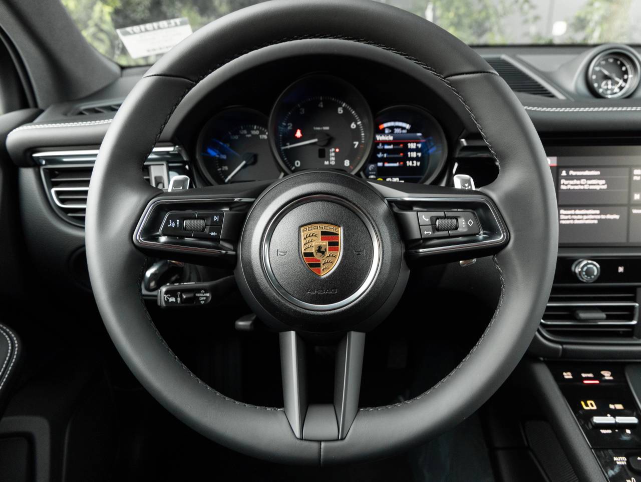2026 Porsche Macan Macan