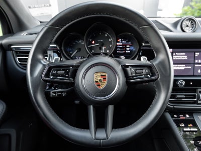 2023 Porsche Macan Macan (MY23)