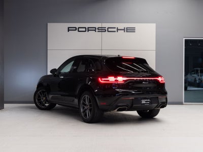 2023 Porsche Macan Macan (MY23)