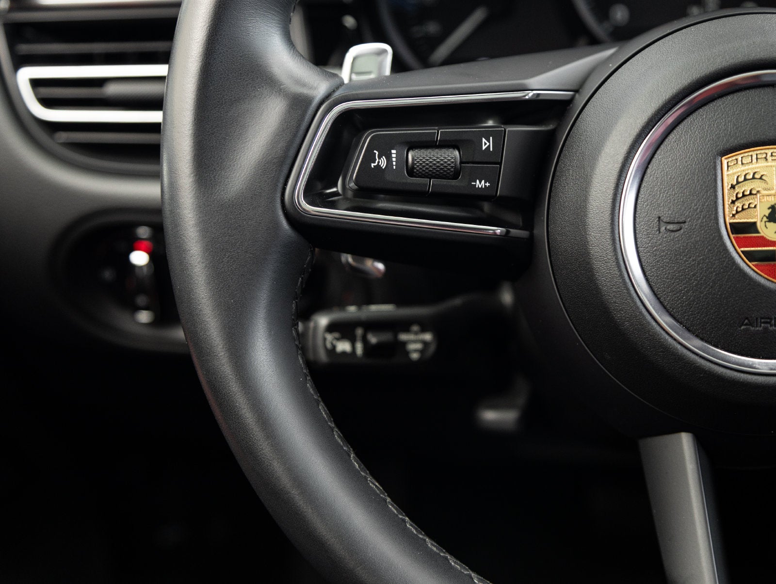 2024 Porsche Macan Macan